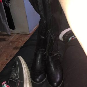 Intaglia Boots